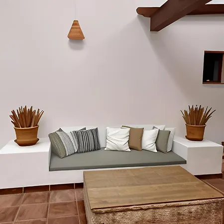 Aria Vila