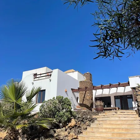 Aria Vila La Oliva